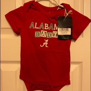 Infant👶Crimson Alabama Crimson Tide Baby👶Block Otis Bodysuit Sz 0-3M. Worn 2x
